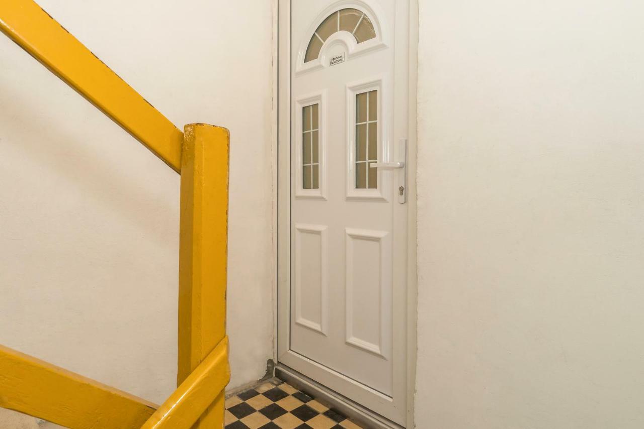 Rooftop City View Apartment In The Palace Walls Split Bagian luar foto